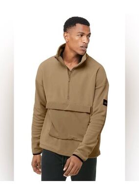 Alo Relaxed Quarter-Zip Pullover in Camel